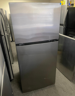 Deal: Element Stainless Top Mount Refrigerator — Clean & Ready