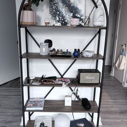 Ashley Furniture Galtbury 72'' Bookcase