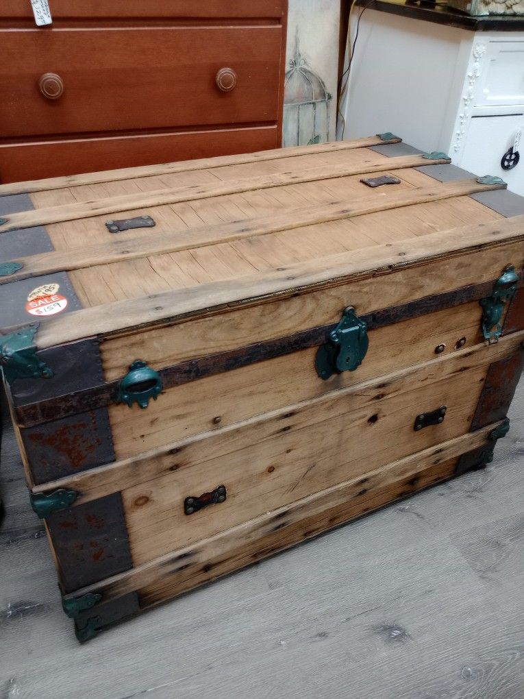 Antique Trunk ( Refinished)