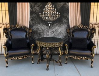 Beautiful gothic Victorian Rocco xl chairs with side cherub carved table