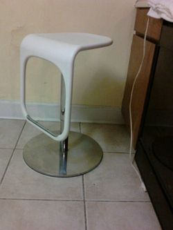 Bar stools online offer up