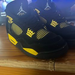 Jordan 4 Thunder Size 12