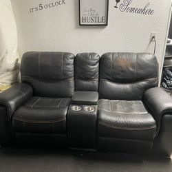 Black Leather Loveseat Recliner 