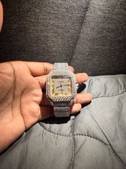Moissanite Bustdown Watch
