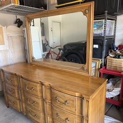 Matching Dresser With Mirror And Nightstand Combo 