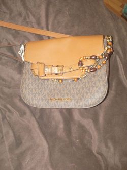 Mk purse