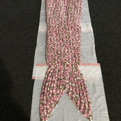 Crochet Mermaid Tail Blanket
