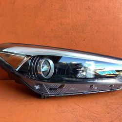 2016 2017 2018 Hyundai Tucson Headlight Right RH Passenger OEM Halogen Headlamp