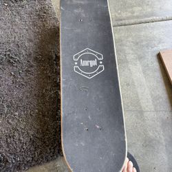 Skateboard 