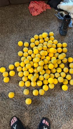 Jugs Lite Flight baseballs balls.