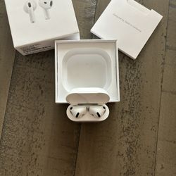 AirPod 4s