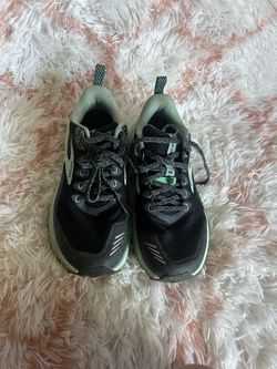 Wmens hiking shoes