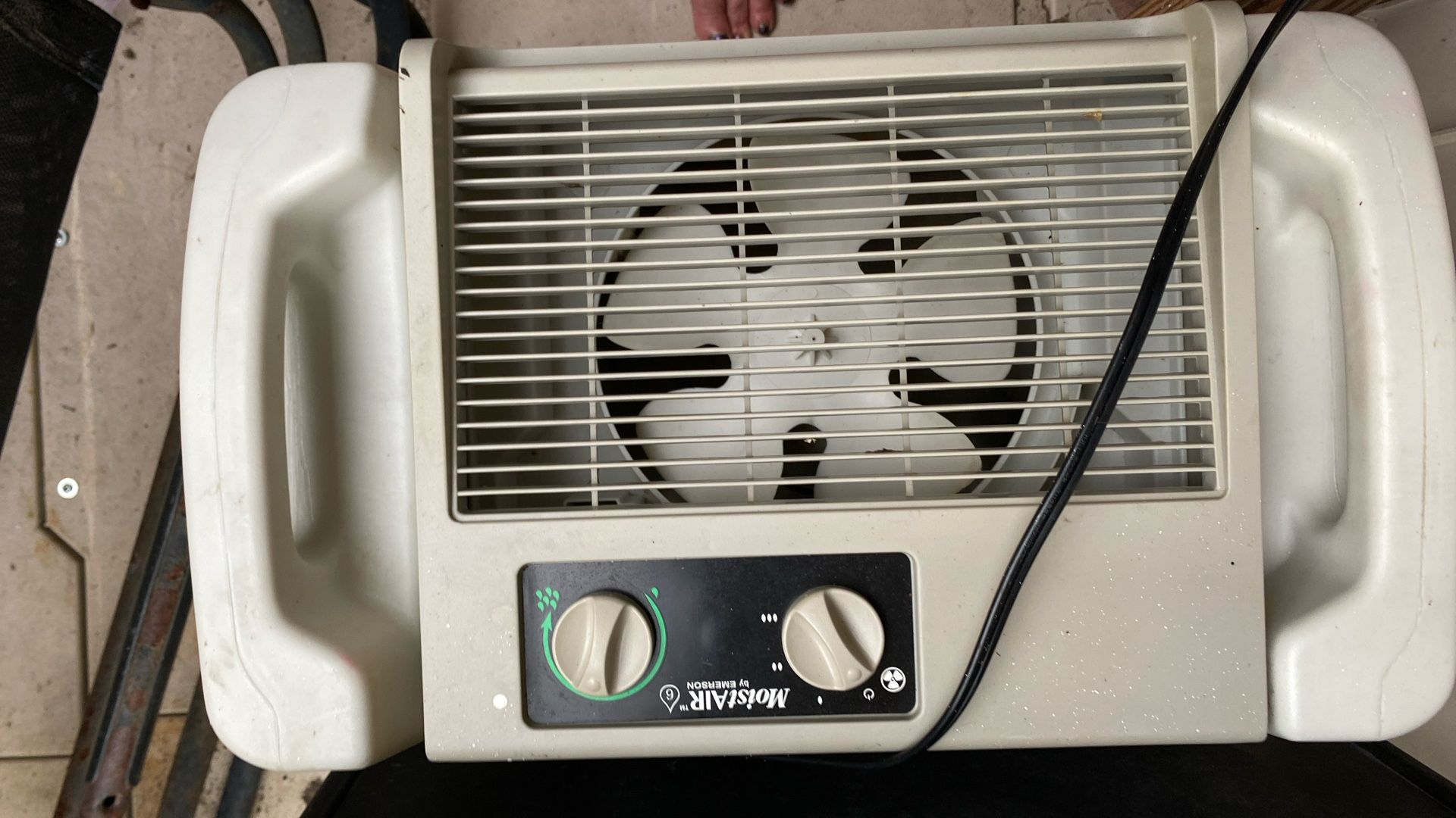 MoistAire Humidifier By Emerson