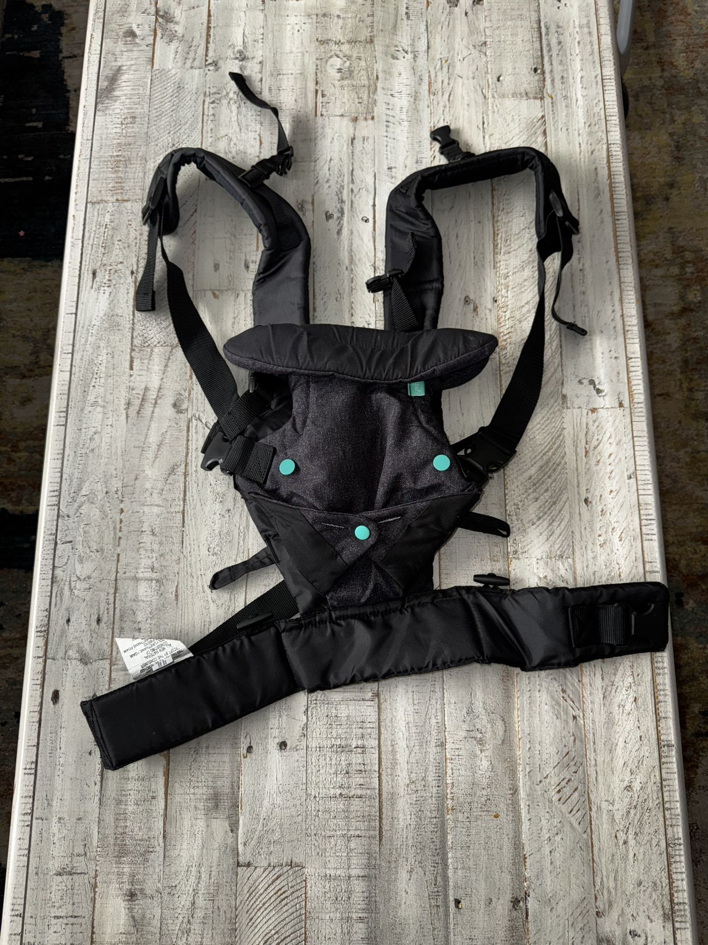 Baby carrier Brand infantino