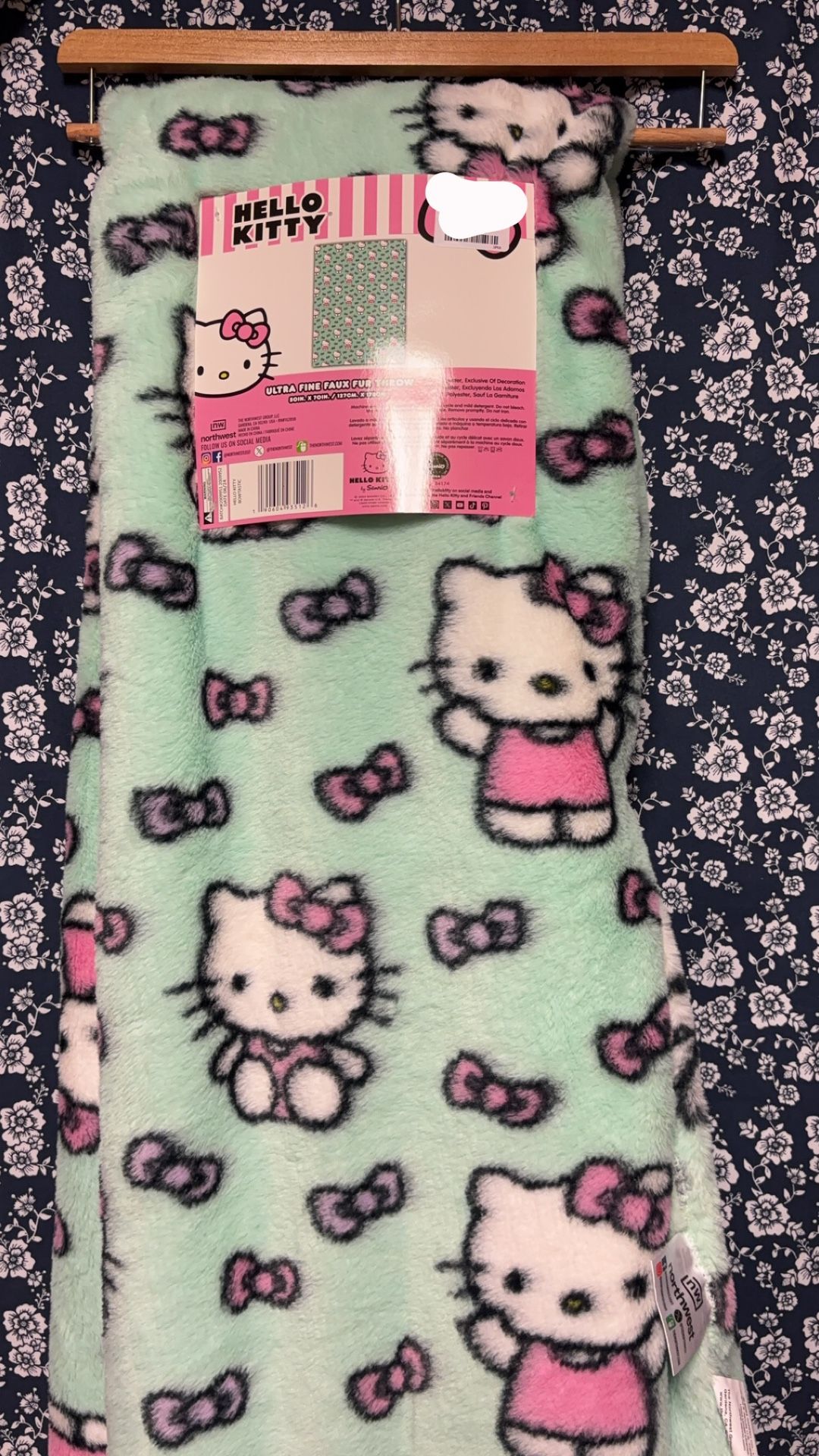 Hello Kitty Blanket