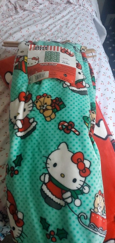 Hello Kitty Blanket