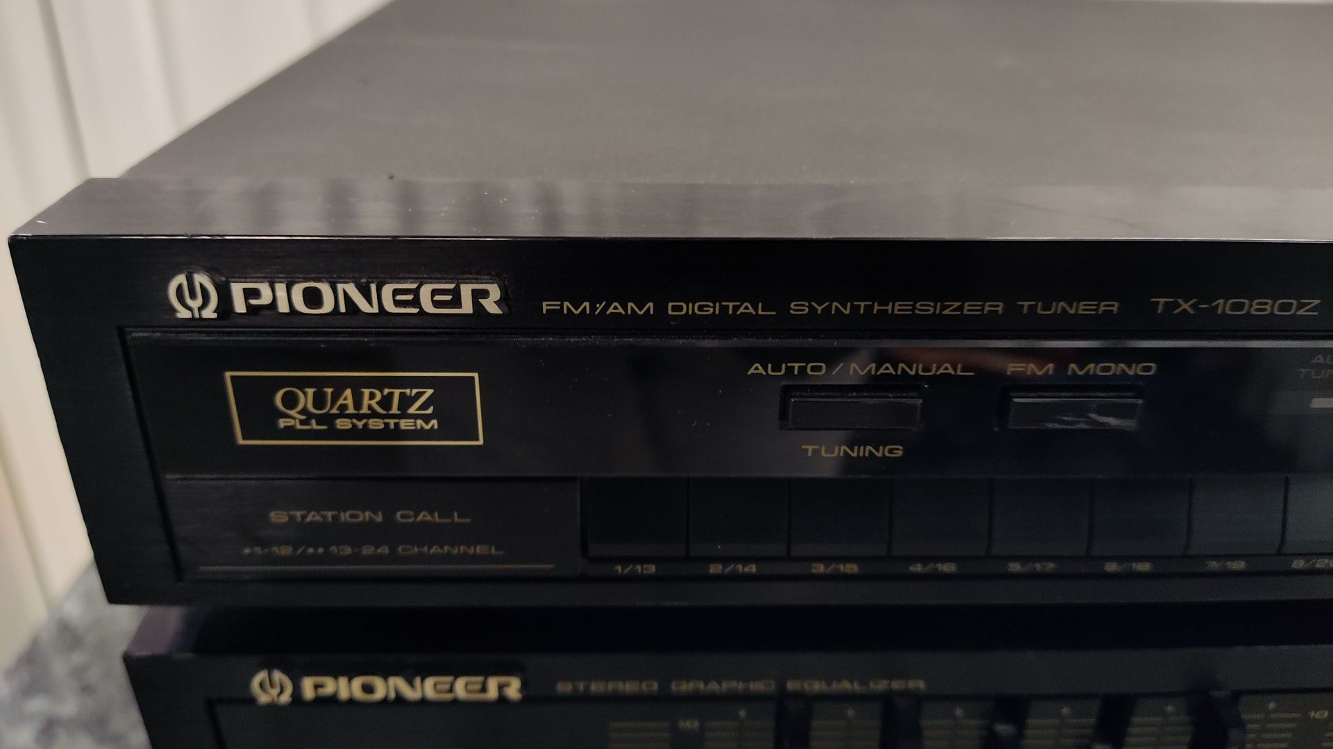 PIONEER STEREO AMPLIFIER SA 1280 AND TX-1080 TUNER.
