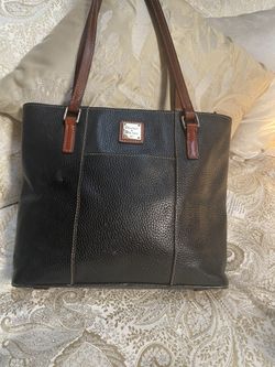 Dooney & bourkey purse