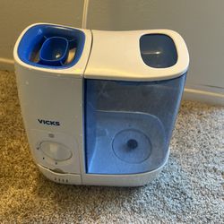 Vicks Warm Moisture Humidifier- White/Blue