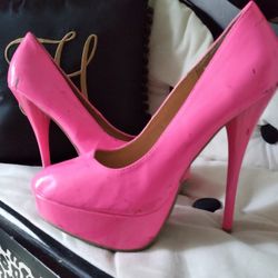 Ladies Charlotte Russe Hot Pink Heels Size 7