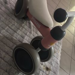 BEKILOLE baby balance bike is designed for toddlers.