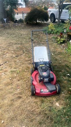 Toro self-propelled lawnmower