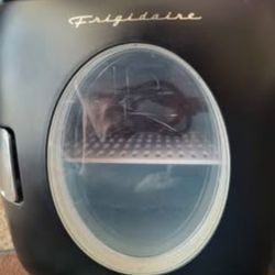 Frigidaire mini fridge