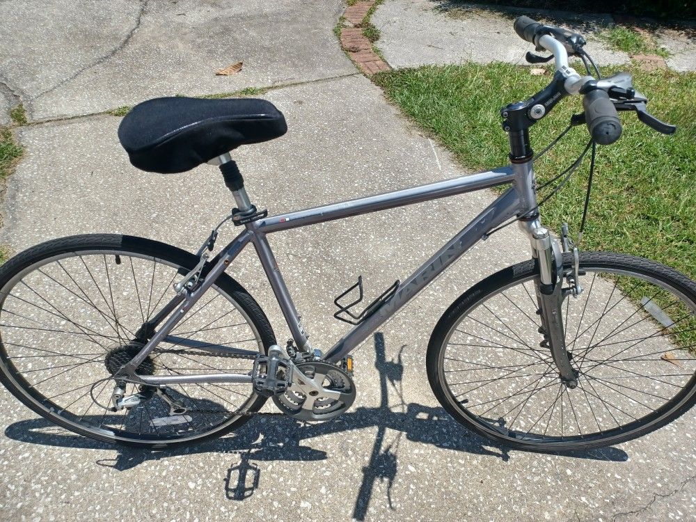 Marin San Rafael Hybrid Bike 17.5" Frame Like New 700c Tires - $70 FIRM