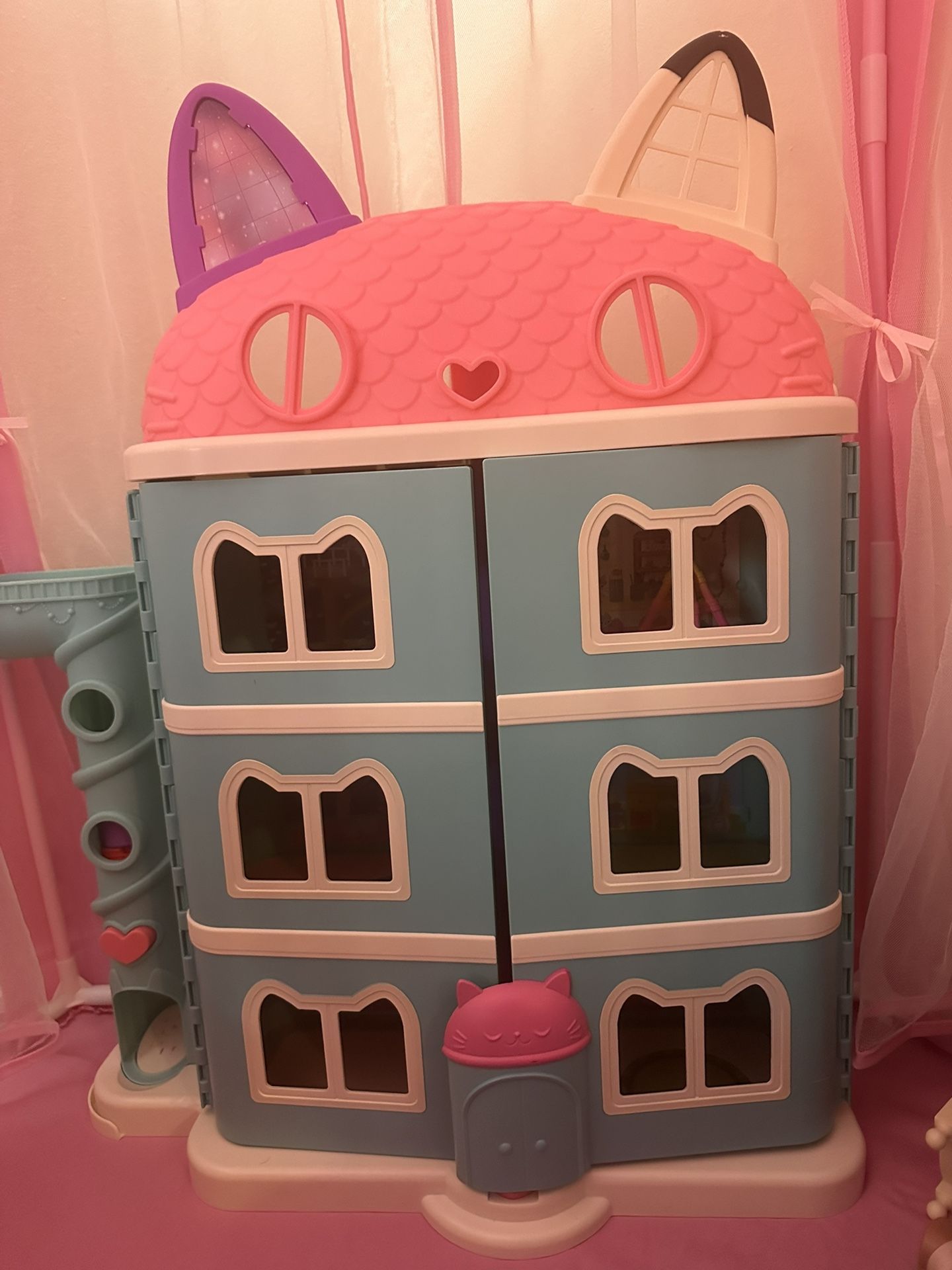 Gabby’s Doll House