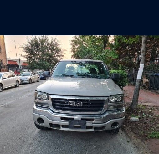 PICK UP TRUCK