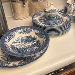 churchill vintage dinnerweare