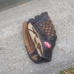 Rawlings Lefty Glove