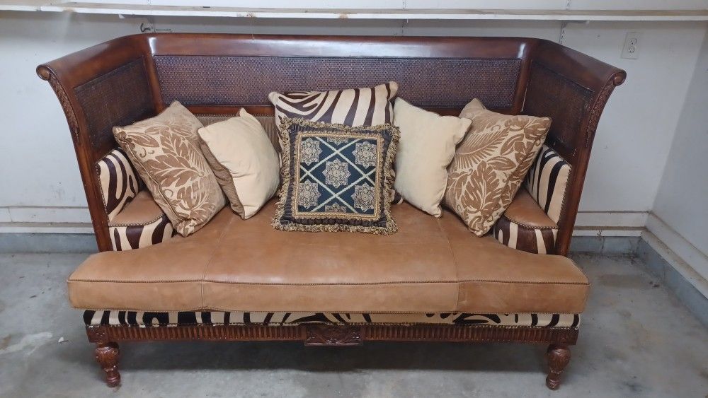 $200 For Everything. Furniture, MUST BE GONE BY TOMORROW!