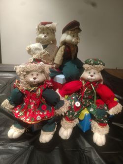 Vintage Folk Art Christmas Bunnies