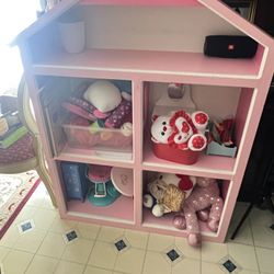 Doll House 