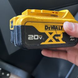 Dewalt Battery