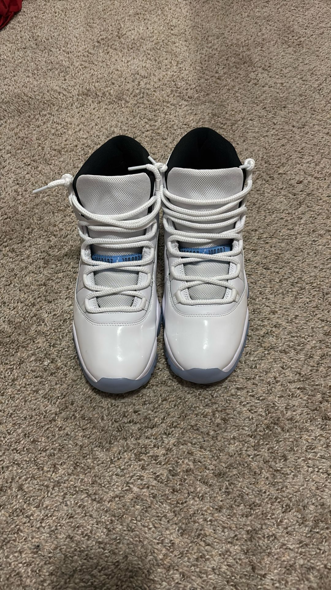 Jordan 11 Legend Blue