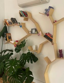 Tree bookshelf