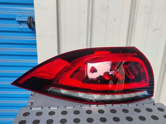 2020 2021 2022 2023 2024 2025 2026 MERCEDES BENZ GLE CLASS left driver side tail light oem.