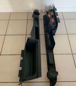 Ford Explorer Trunk Right And Left Quater Trim Panel 2020 - 2024