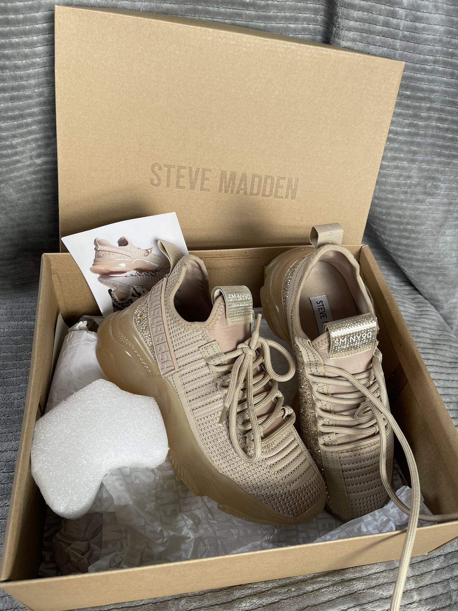 NEW Steve Madden Maxima Shoes- Blush