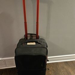 Calumet Rolling Camera Case