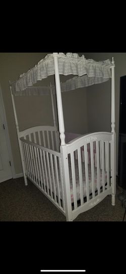 Baby crib