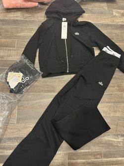 Alo Yoga Set Multiple Sizes All Sizes 