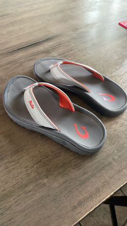 Olukai Ohana grey flip flops - size 1 kids NEW