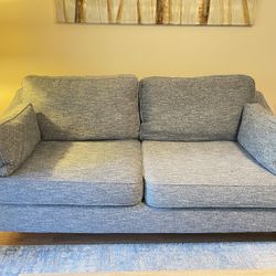 Living Room Set (sofa & Loveseat) . 