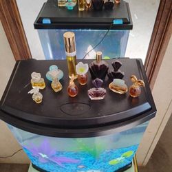Antique Perfumes 