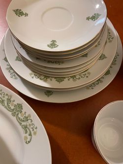 Kimberly antique dinner set 1970s 25 piece set.