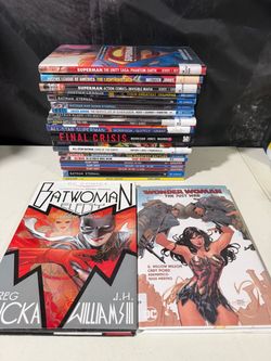 Marvel/DC Graphic Novels Lot Batman Superman Wonder Woman
