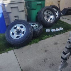 All Terrain  LT265/70R17  221/118S